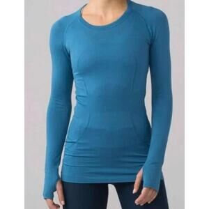 Lululemon Athetica Run Swiftly Tech Long Sleeve Size 8 Blue